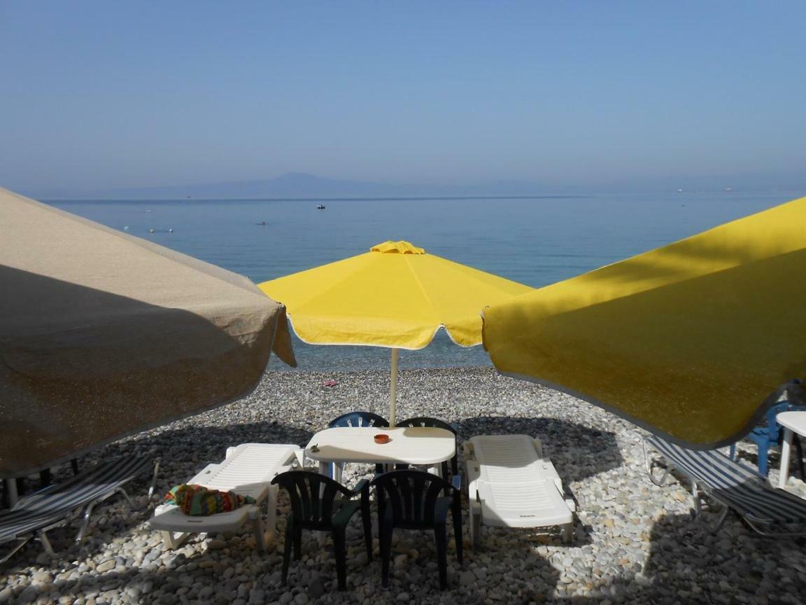 Horizon Aktaion Aparthotel Kalamata Exterior photo