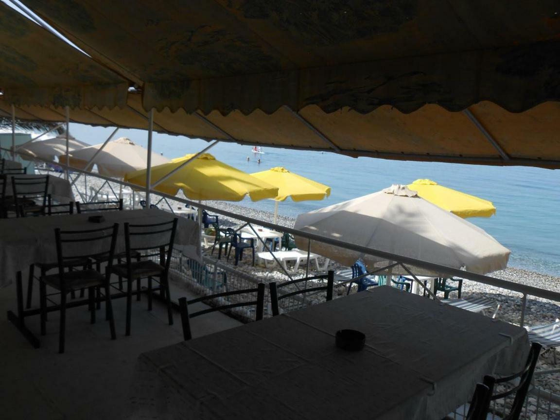Horizon Aktaion Aparthotel Kalamata Exterior photo
