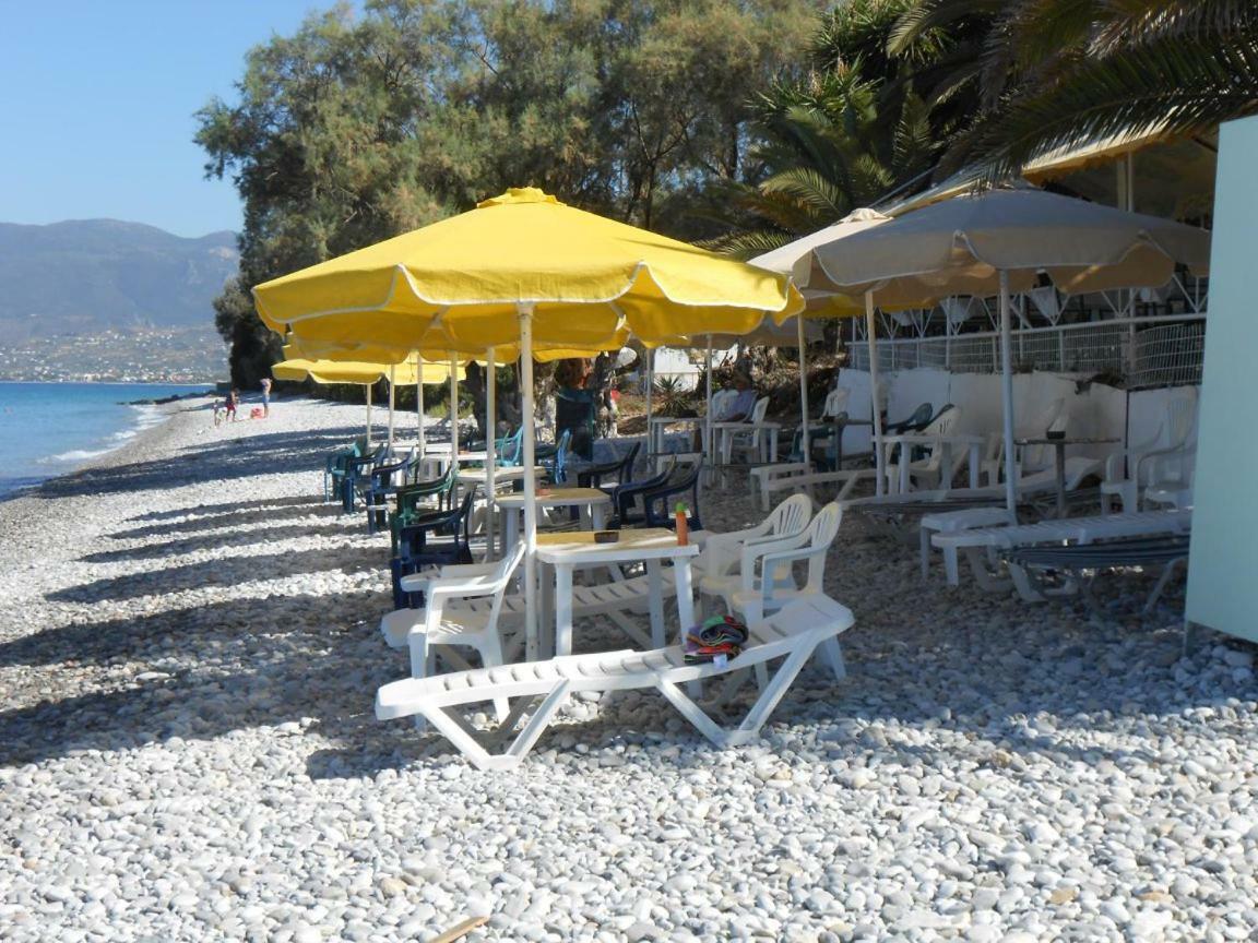 Horizon Aktaion Aparthotel Kalamata Exterior photo