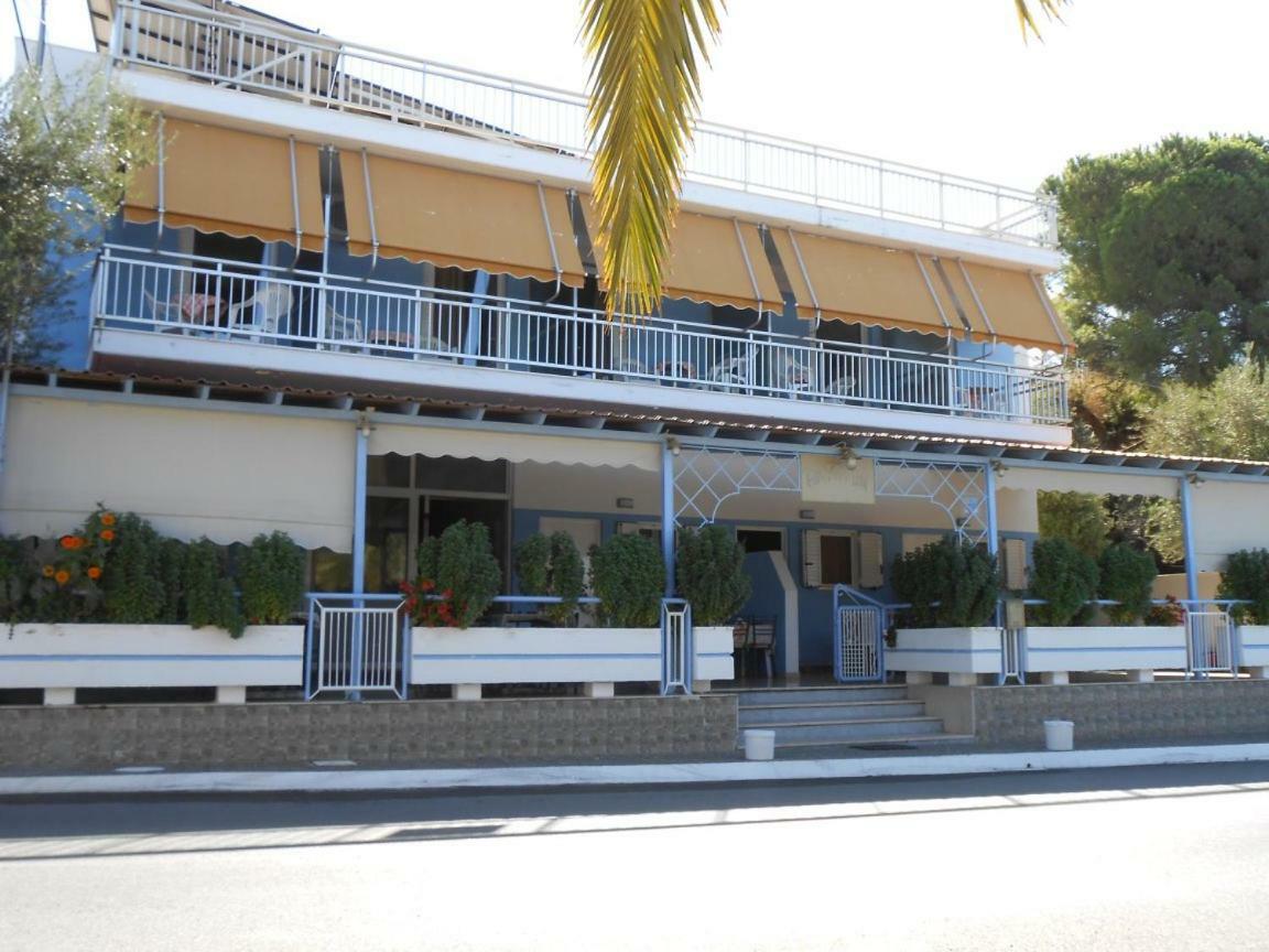 Horizon Aktaion Aparthotel Kalamata Exterior photo